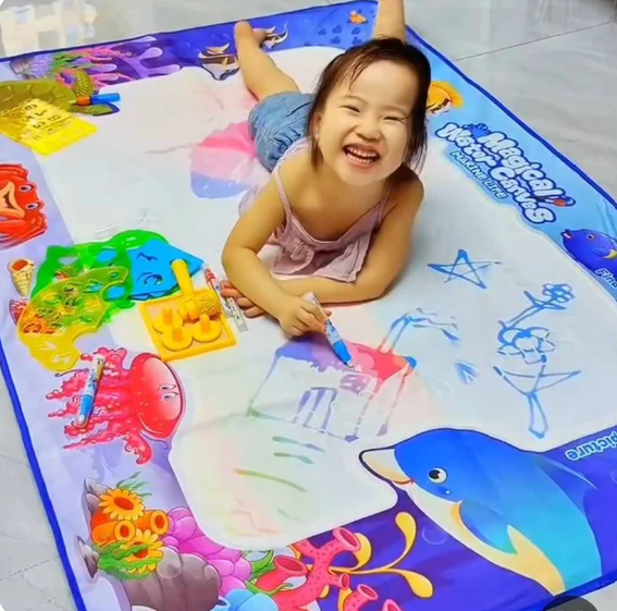 Tapis de dessin magique à l'eau